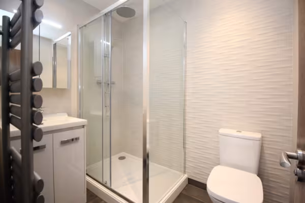 Kenton Road, Harrow, Middlesex, HA3 0AX