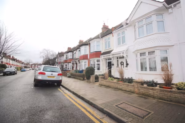 Sussex Road , Harrow, HA1 4LU