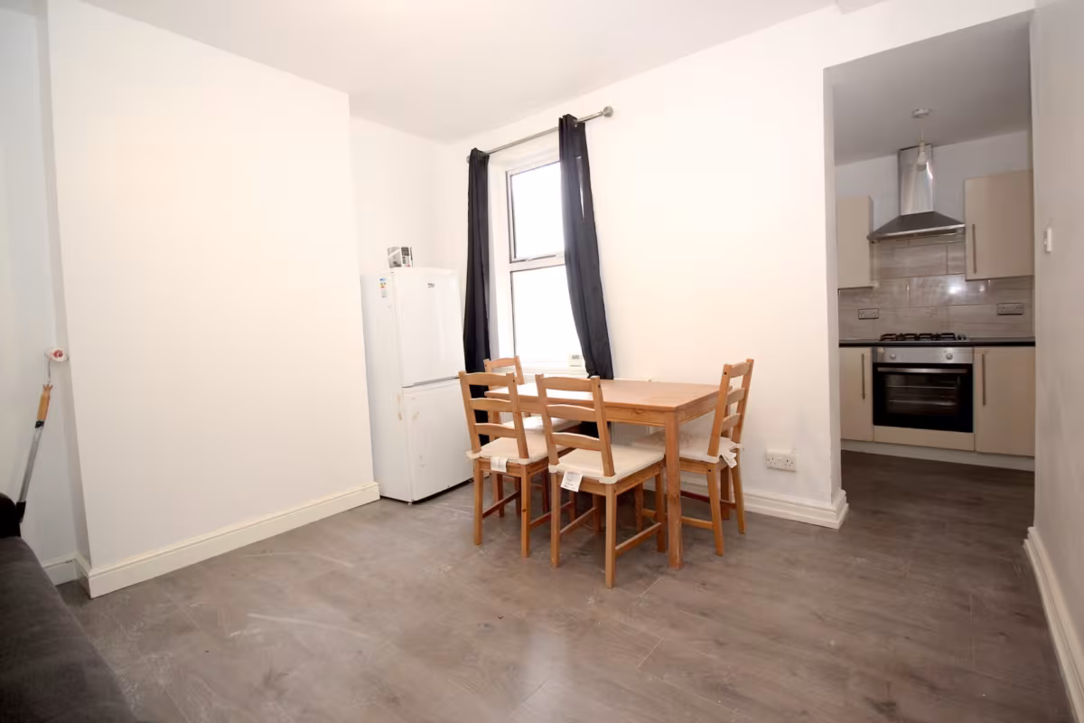 Massons Avenue, Harrow, Middlesex, HA3 5AN
