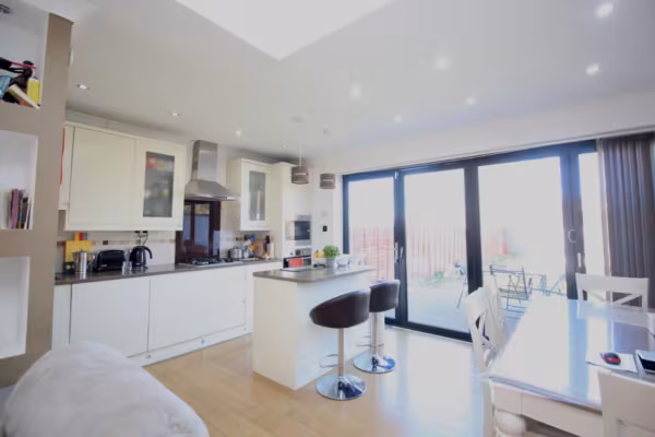 Kings Road, Rayner Lane, HA2 9LQ