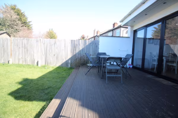 Kings Road, Rayner Lane, HA2 9LQ