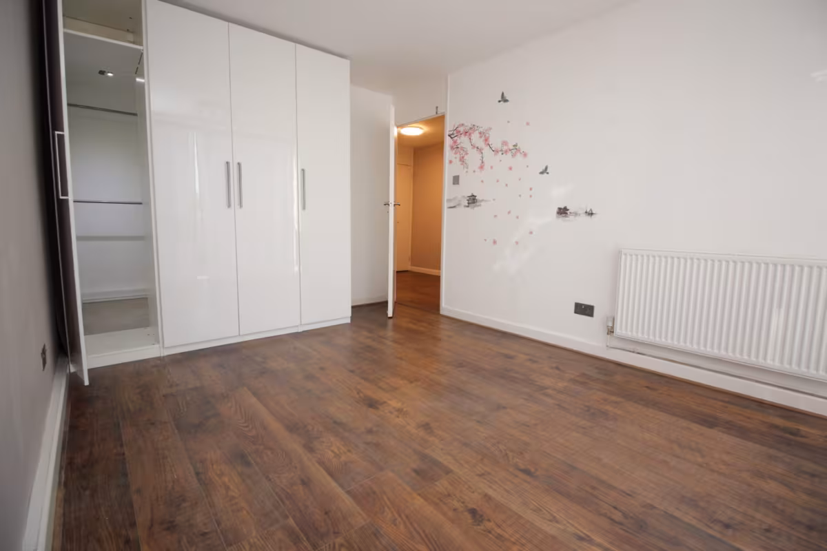 Fryent Close, Kingsbury, London, NW9 9SD
