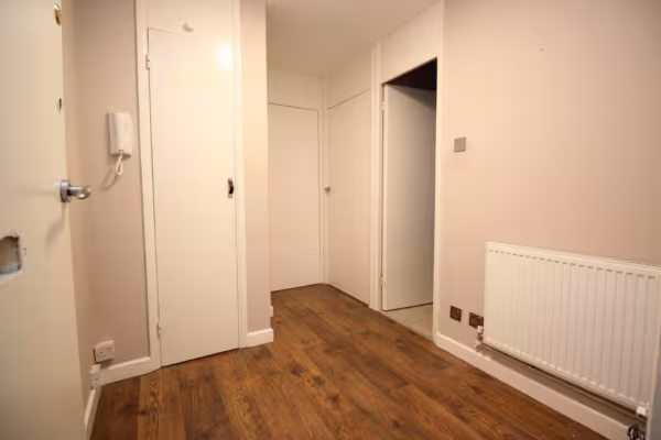 Fryent Close, Kingsbury, London, NW9 9SD