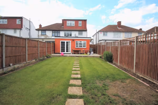 Preston Hill, Harrow, HA3 9SQ