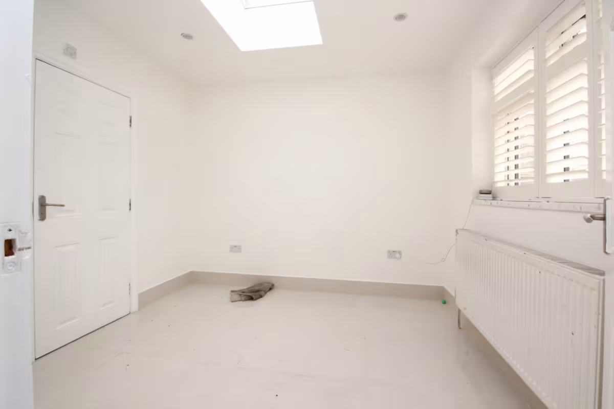 St. Davids Drive, Edgware, HA8 6JH