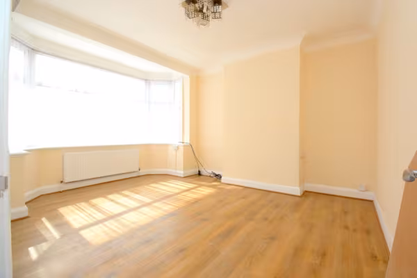 Princes avenue, London, NW9