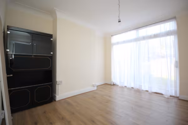 Princes avenue, London, NW9