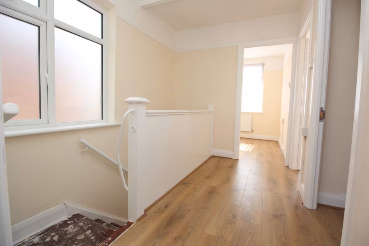 Princes avenue, London, NW9