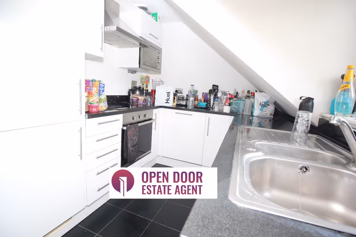 DUNFORD COURT, HATCH END, HA5 4LU