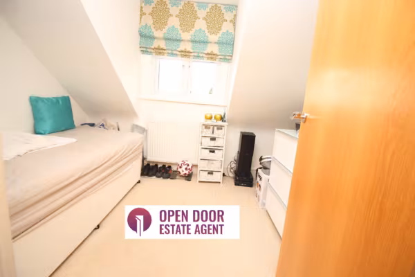 DUNFORD COURT, HATCH END, HA5 4LU