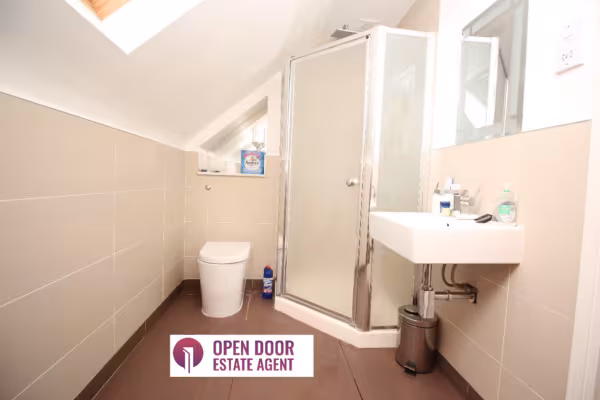 DUNFORD COURT, HATCH END, HA5 4LU