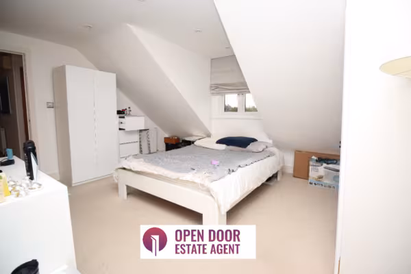 DUNFORD COURT, HATCH END, HA5 4LU