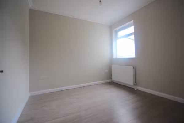 THE PARADE, GREENFORD, UB6