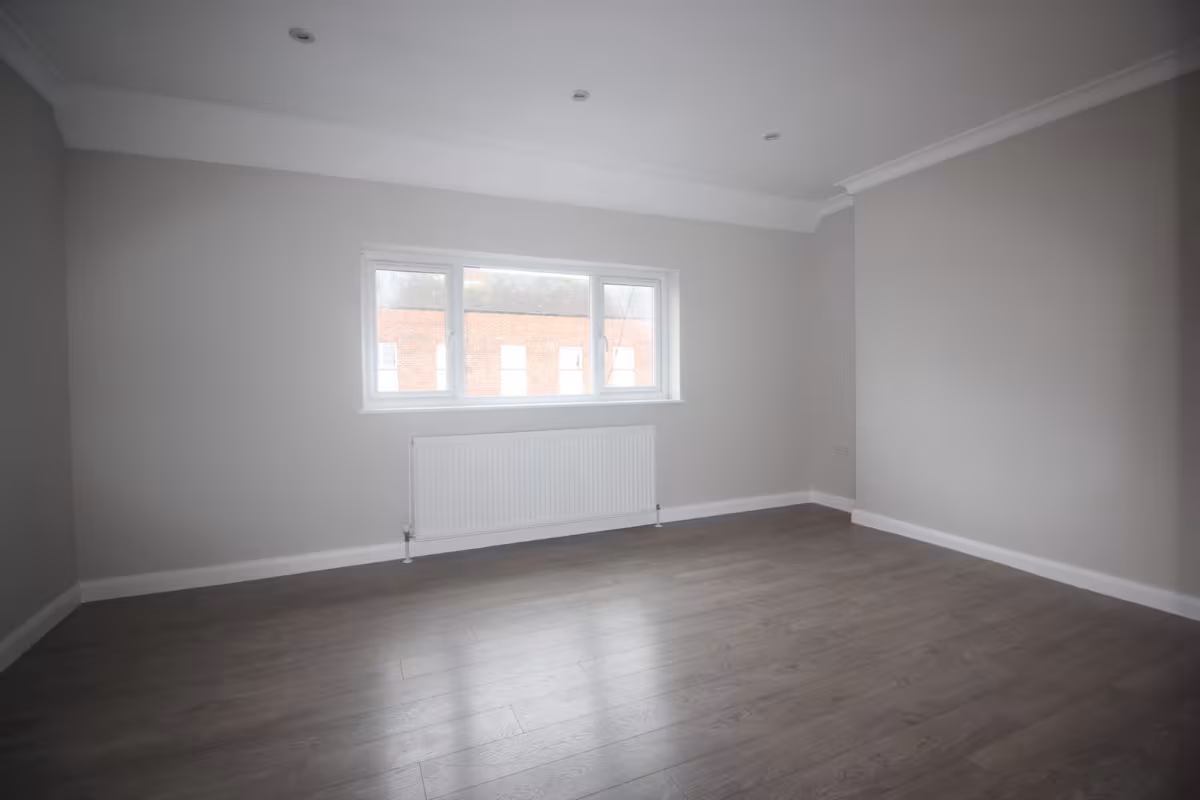 THE PARADE, GREENFORD, UB6